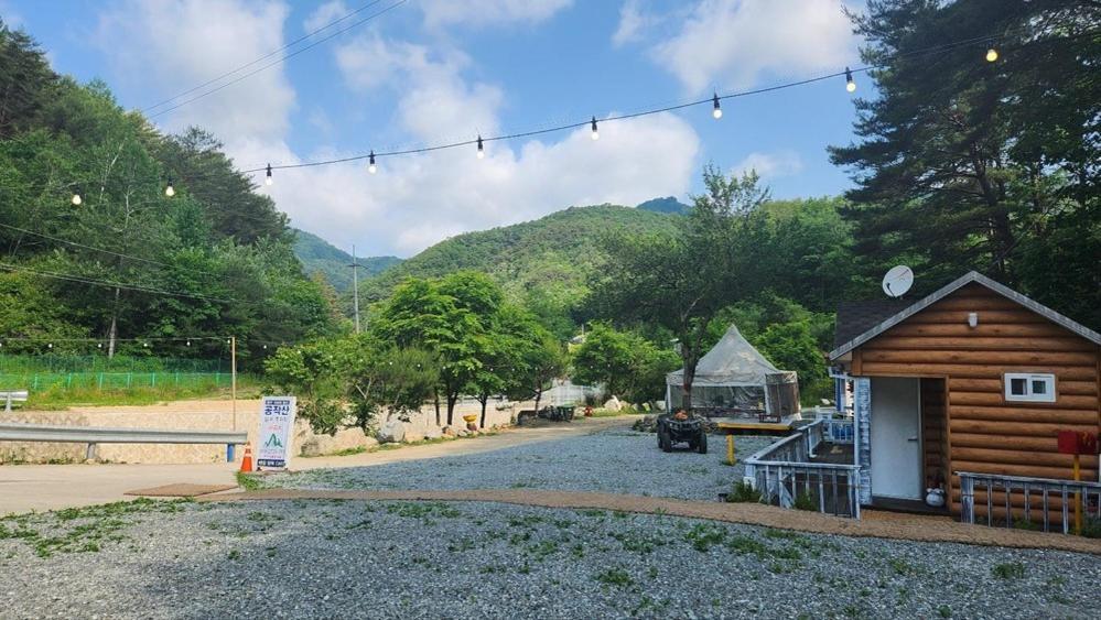 Hongcheon Gongjaksan Recreational Forest Pension 외부 사진